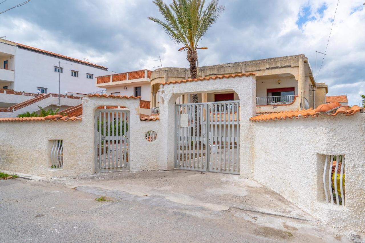 אגנונה באגני Fortezza Villa Azzurra מראה חיצוני תמונה